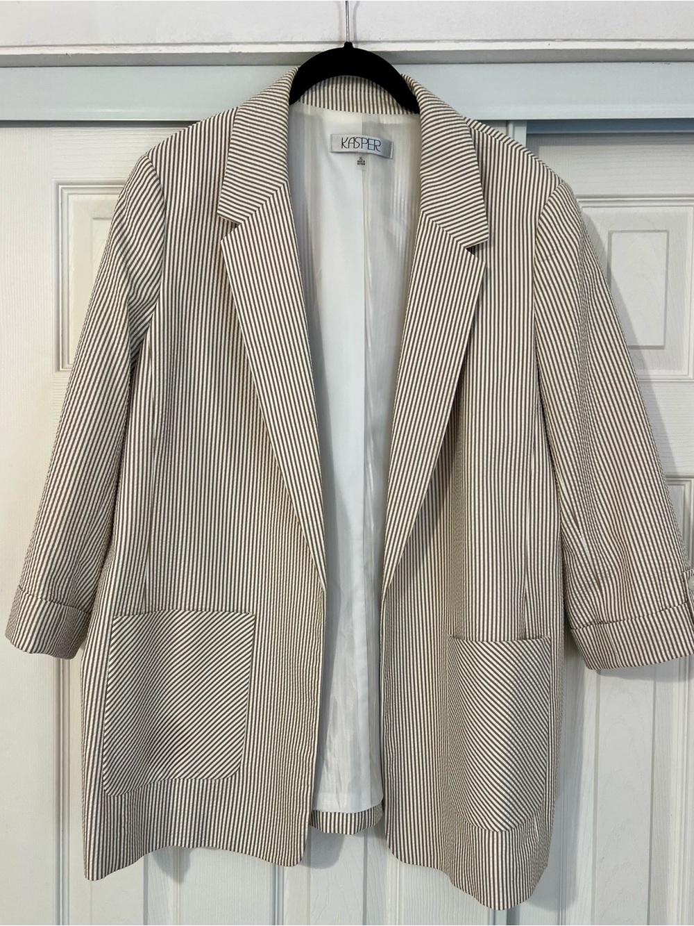 Kasper Cream and Beige Pinstripe Blazer Jacket size XL